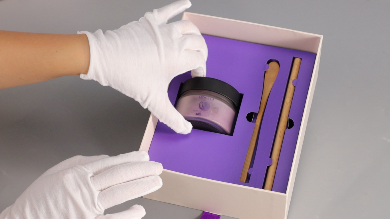 Charger la vidéo : Couleur et saveur authentiques dans un emballage premium. Chaque lot est soigneusement élaboré pour garantir l'authenticité et l'excellence.